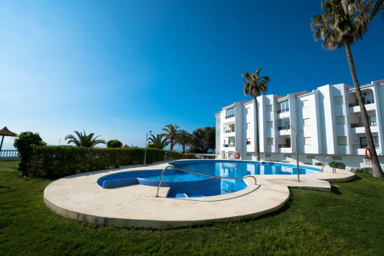 Palmeras 80 Menyber Nerja Dış mekan fotoğraf